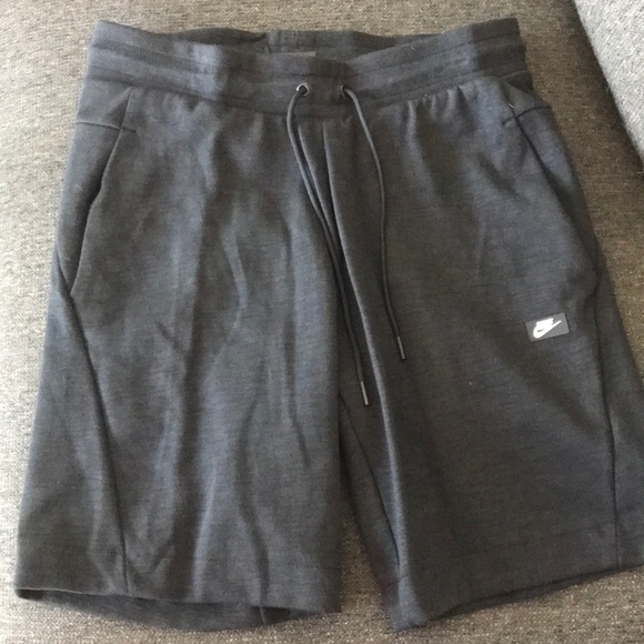 nike knee length shorts